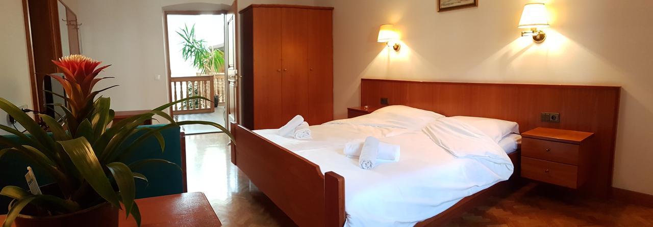 Weisses Roessl Bed & Breakfast Appiano Sulla Strada Del Vino Exterior foto